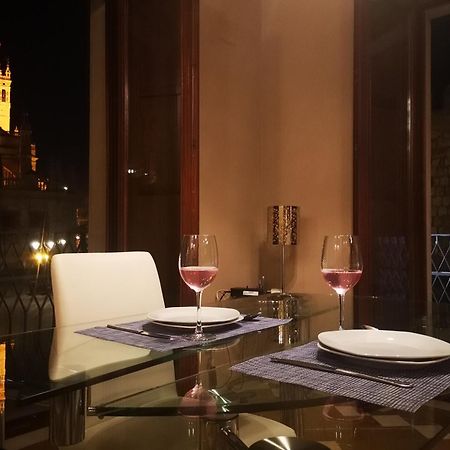 Luxury Apartment With Views To Alcazar, Cathedral And Giralda. Siviglia Esterno foto