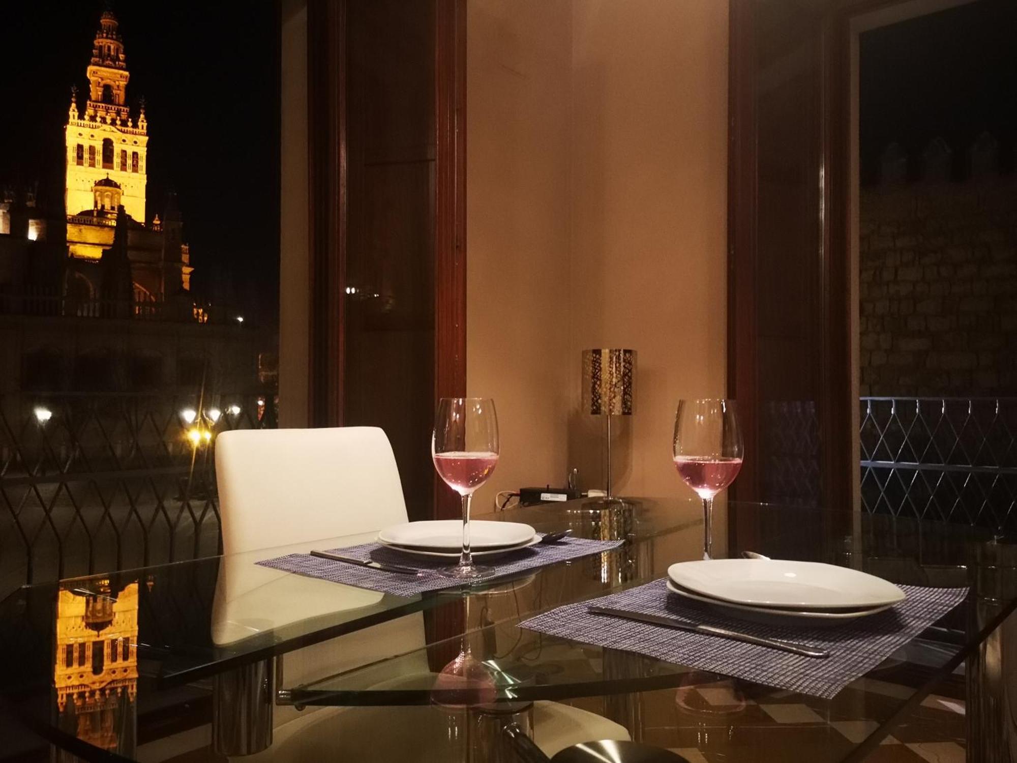 Luxury Apartment With Views To Alcazar, Cathedral And Giralda. Siviglia Esterno foto