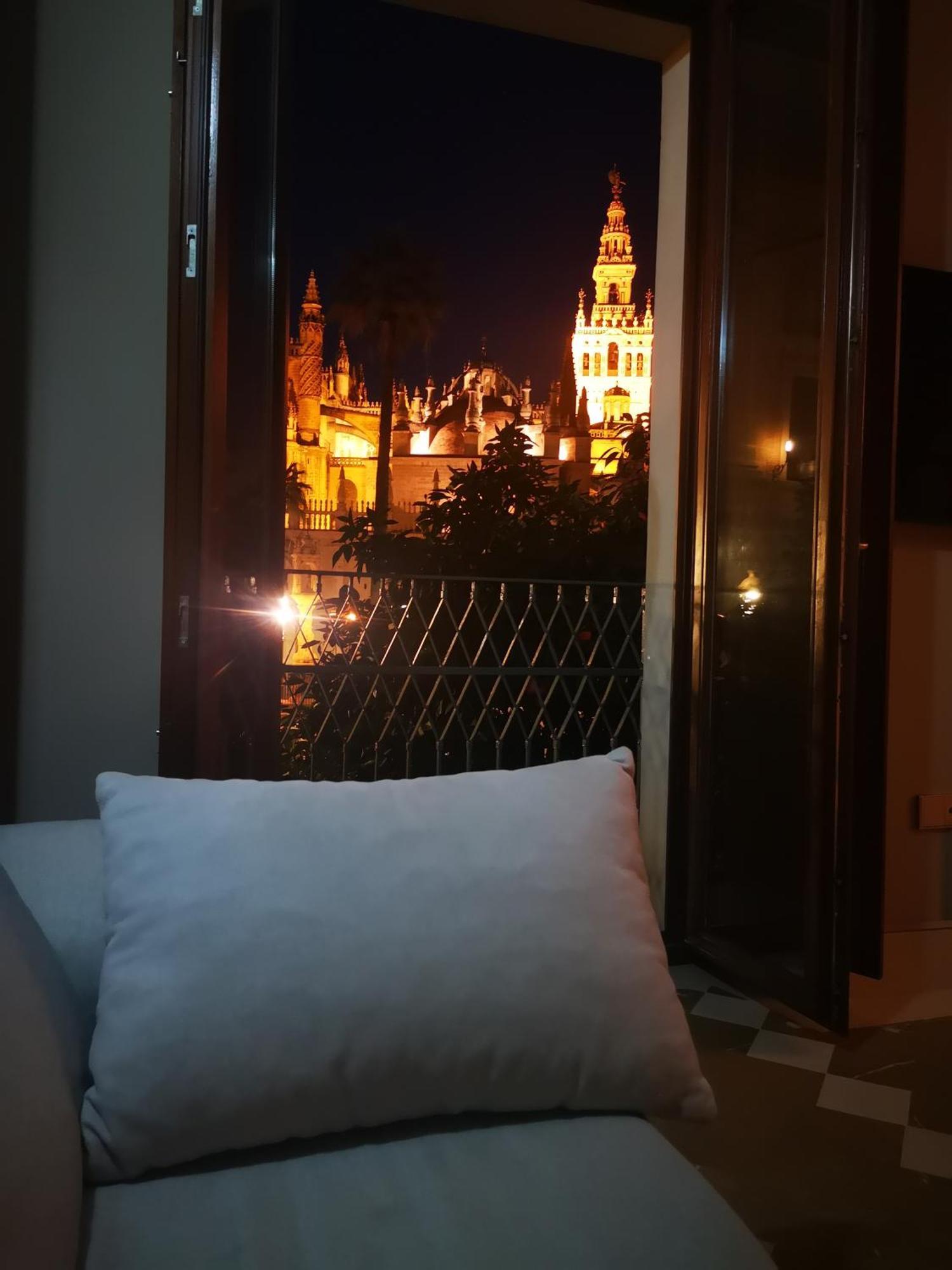 Luxury Apartment With Views To Alcazar, Cathedral And Giralda. Siviglia Esterno foto